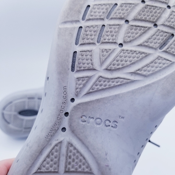 Crocs Literide 360 Pacer Women's size 10 Black Gray Casual Shoes 206705 - Picture 14 of 16